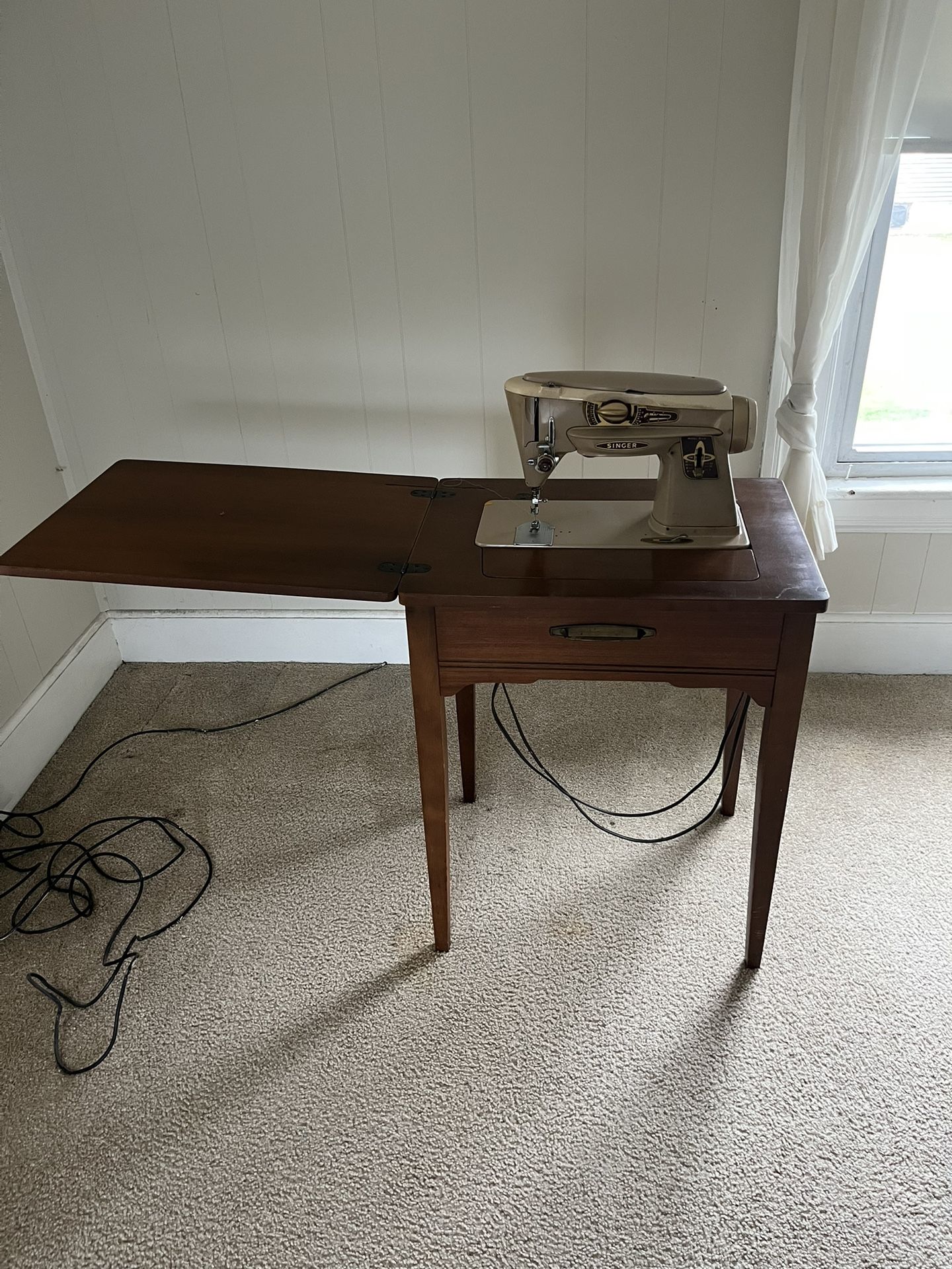 Singer Sewing Machine