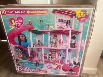 Barbie Doll Dreambouse