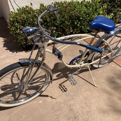 Custom/lowrider Schwinn beach cruiser 26”