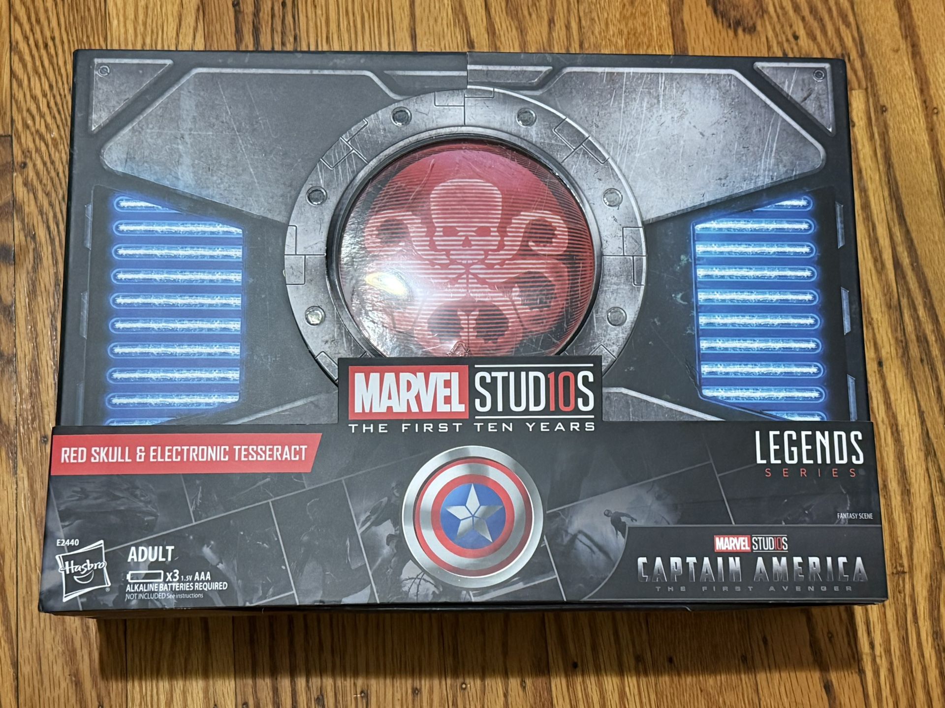 Marvel Studios Captain America Red Skull & Electronic Tesseract 2018 SDCC