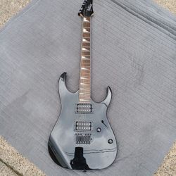 Guitar Electric Ibanez  Gio Black Color  Nice Guitar Bag. 