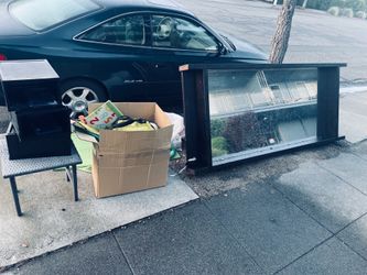 Free Stuff on WillowSt btw Shoreline & Franciscan way