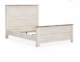 Willowton Queen Panel Bed from Ashley Furniture