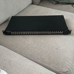 NETGEAR 48-Port Gigabit Ethernet Unmanaged Essentials Switch (GS348) - Desktop or Rackmount, Silent Operation