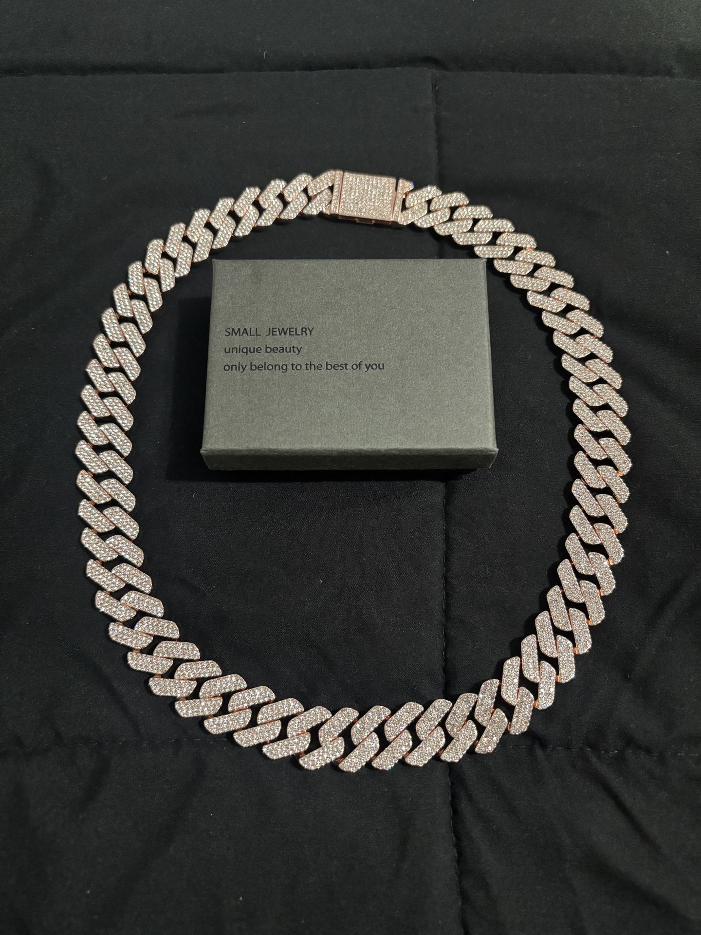 Cadena Rosa