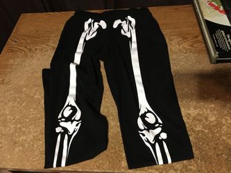 Women's black heart black skeleton Halloween glow in the dark leggings size small