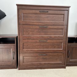 Songesand Dresser and Nightstand Set