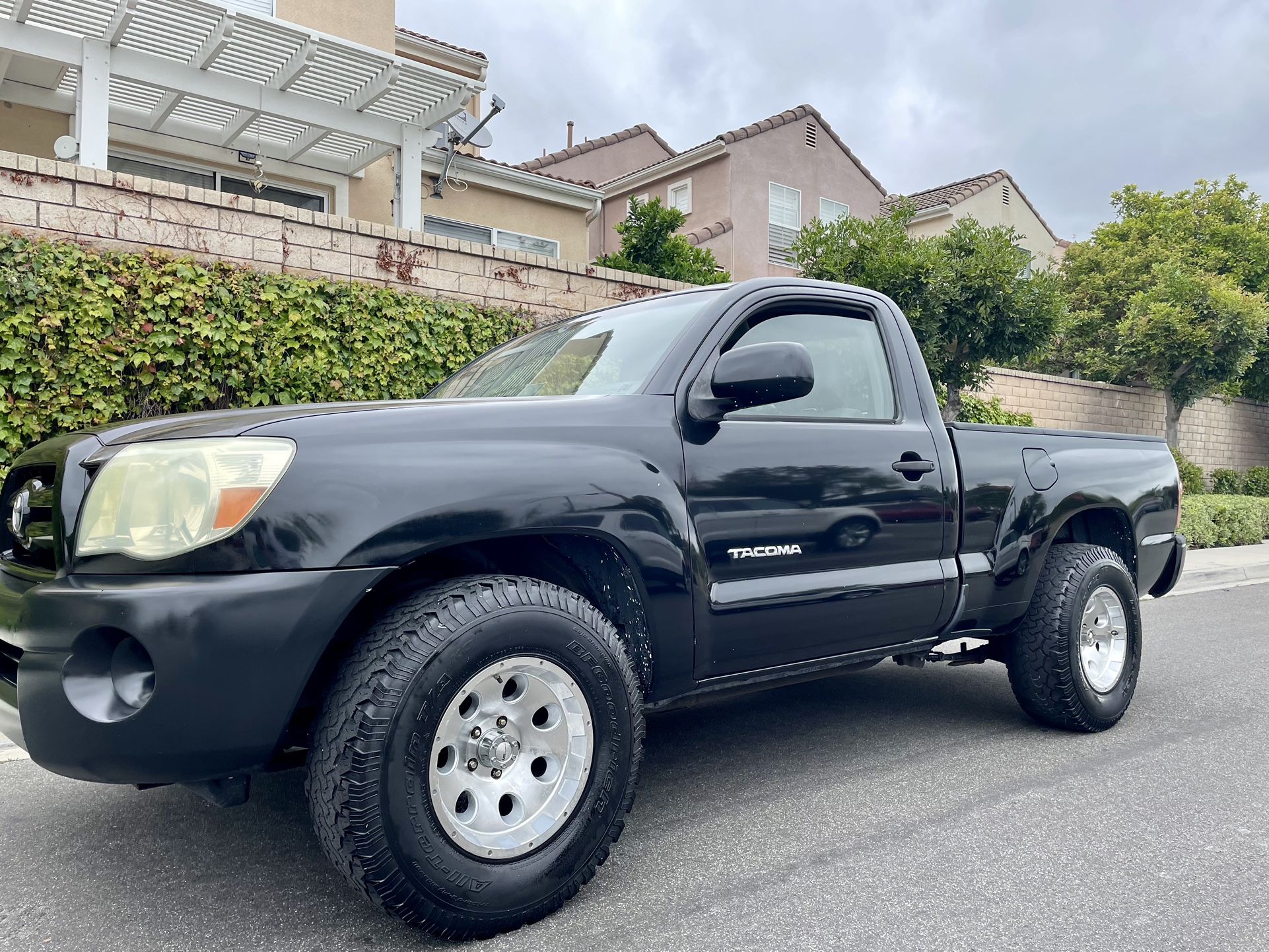 Toyota Tacoma Sr5 5 Speed Off Road Tires Lifted 