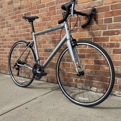 NEW 2025 58CM JAMIS VENTURA A2 PALLADIUM SILVER 16 SPEED ROAD BIKE WITH CARBON FORK