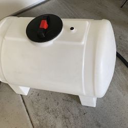60-65 Gallon Polyethylene Horizontal leg tank Perfect for Mobile detailing