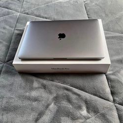 2022 MacBook Pro