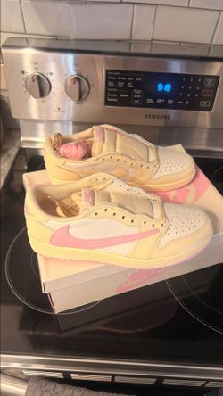 Jordan 1 Low Travis Scott's Pink Pack