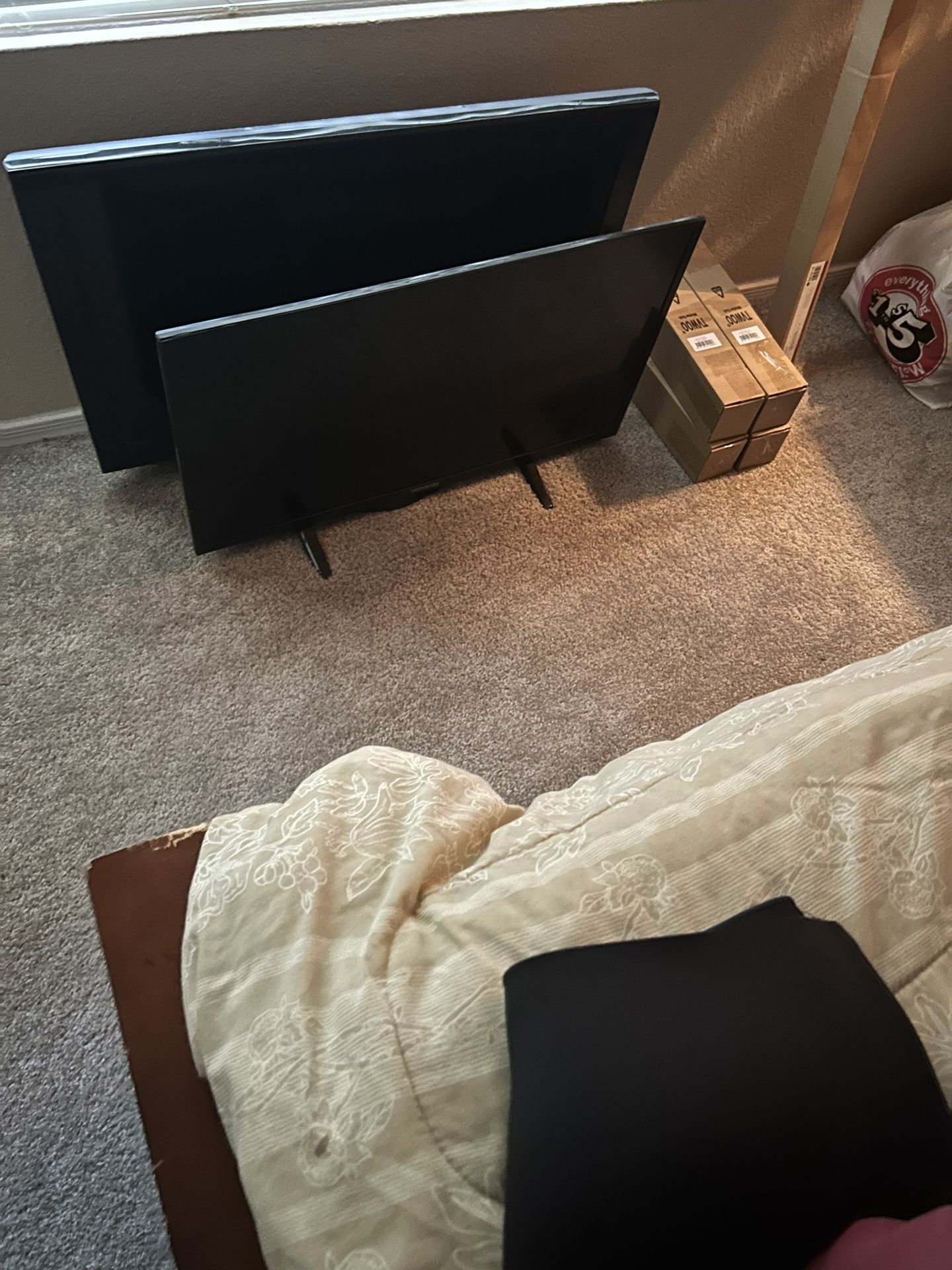 2 32” TVs