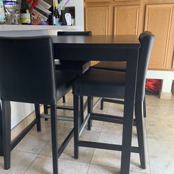 Table With Bar Stools