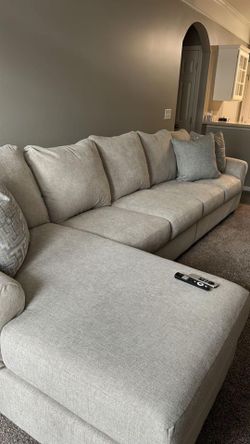 Sectional Sofa/Couch