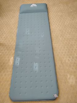 Sleeping/camping pads