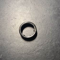 Oura Ring (pre-owned)