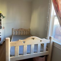 Twin Heart Bed Frame 