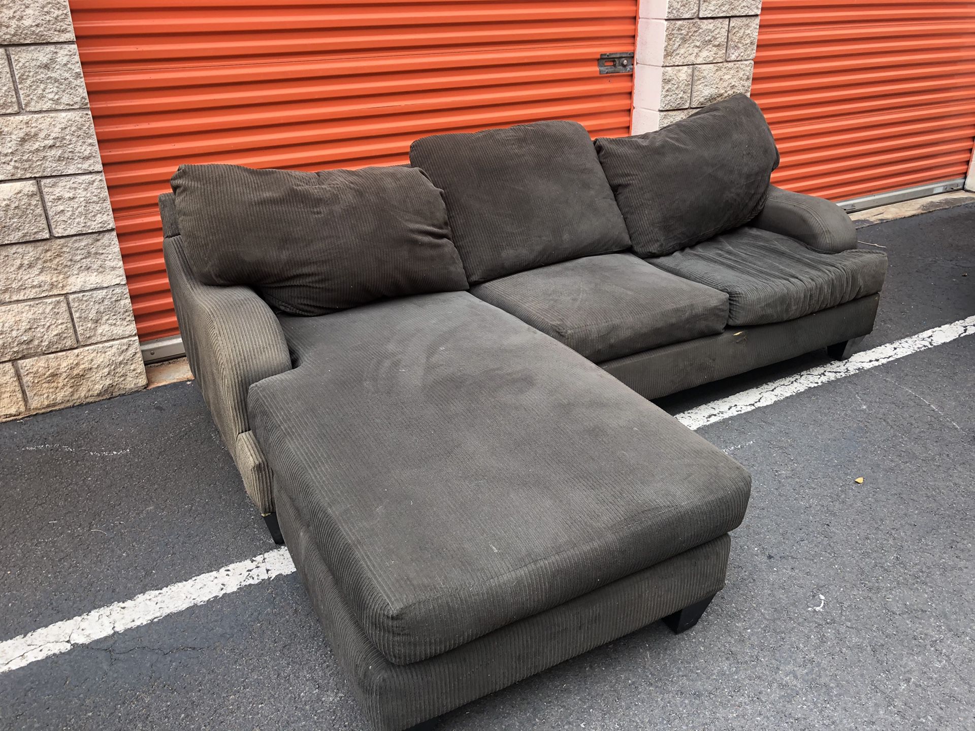Delivered sectional with chaise