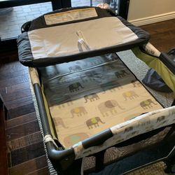 Portable Babytrend Crib Pack-n-Play 