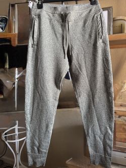 Lululemon Engineered Warmth Joggers, Grey, Size 6