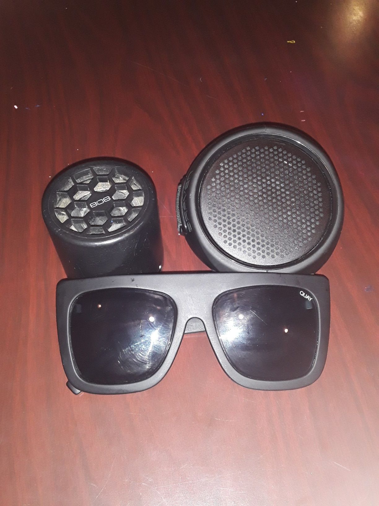 Speakers and sun glasses
