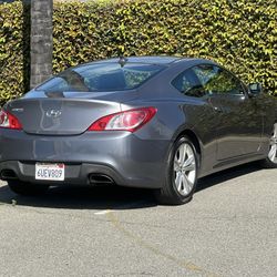 2012 Hyundai Genesis Coupe