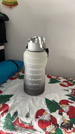 1 gallon of water bottle