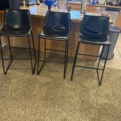 Free - Kitchen Bar Stools