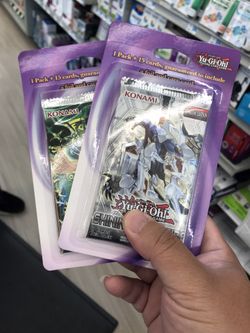 Yugioh - YGO - Konami - Yu Gi Oh Trading Cards 