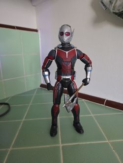Marvel Legends Giant-Man Civil War Ant-Man