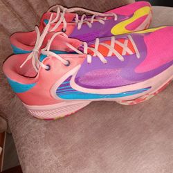Nike zoom freak 4 Bahamas basketball shoes