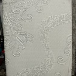 Bob’s Discount Furniture Bob O Pedic -10” Memory Foam Queen Mattress 