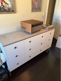 Crate & Barrel Kids Wrightwood 9-Drawer Dresser