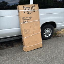 Everlast Heavy Bag Stand