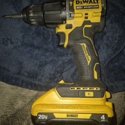 DeWalt DCD799 ATOMIC 20V MAX Brushless Cordless 1/2 in. Hammer Drill