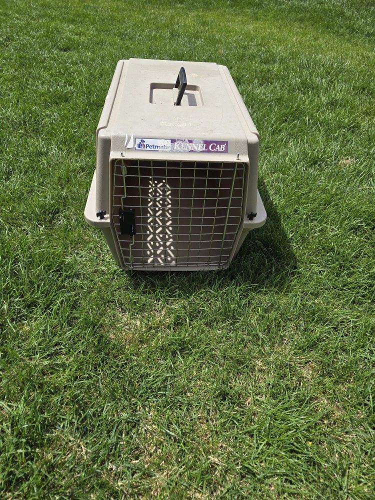 Pet carrier