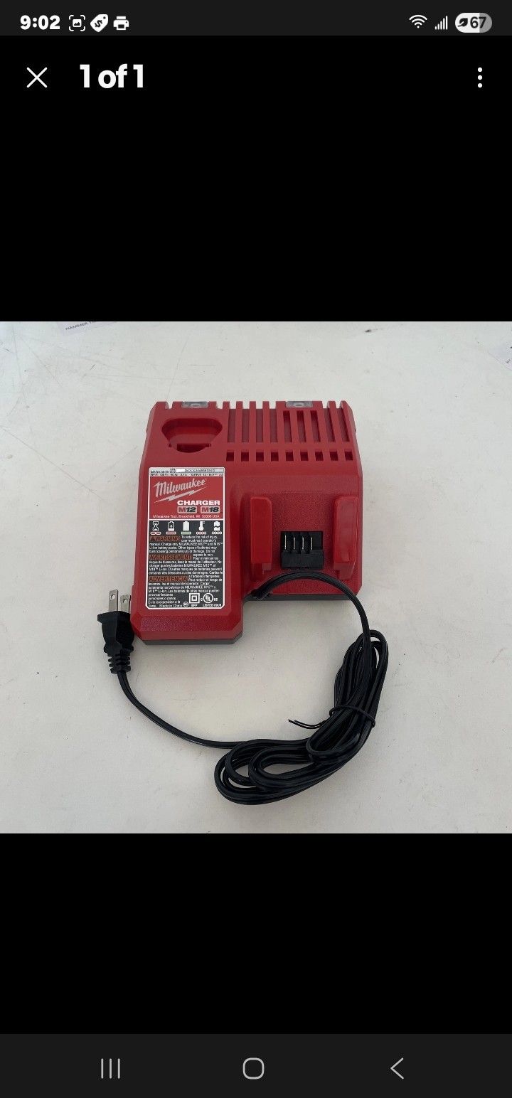 Milwaukee 48-59-1812 M12 M18 18V 12V Dual Voltage Battery Charger