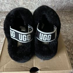 UGG Slippers Size 6 Woman