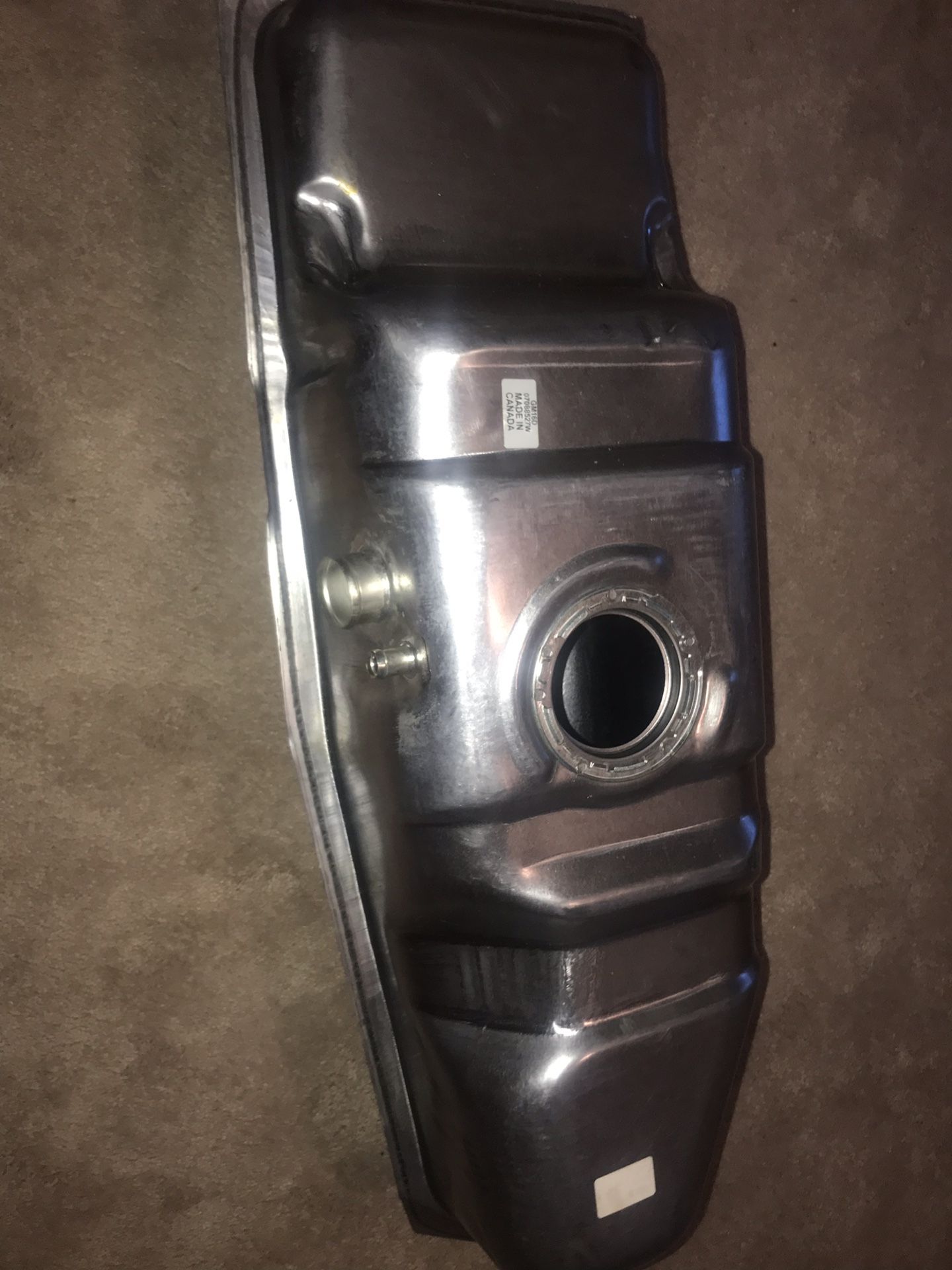 Spectra Premium Industries Inc Spectra Fuel Tank GM16D