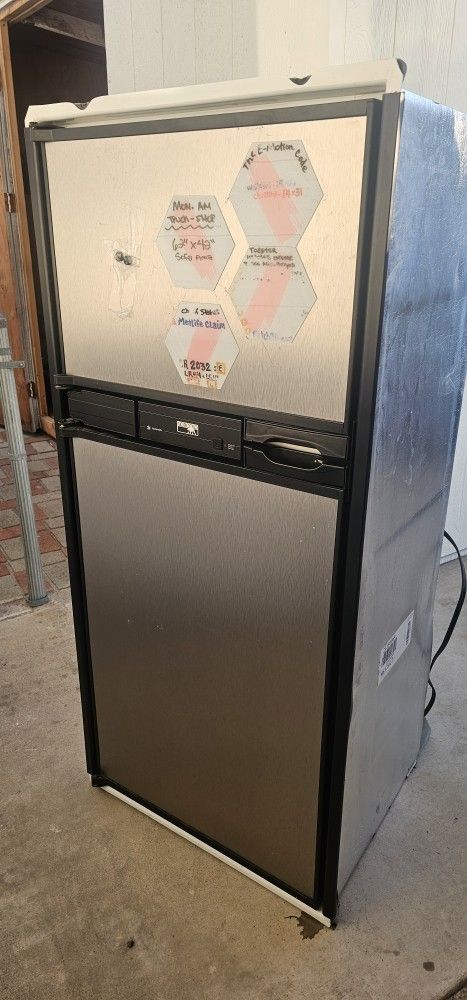 Norcold RV Refrigerator Fridge