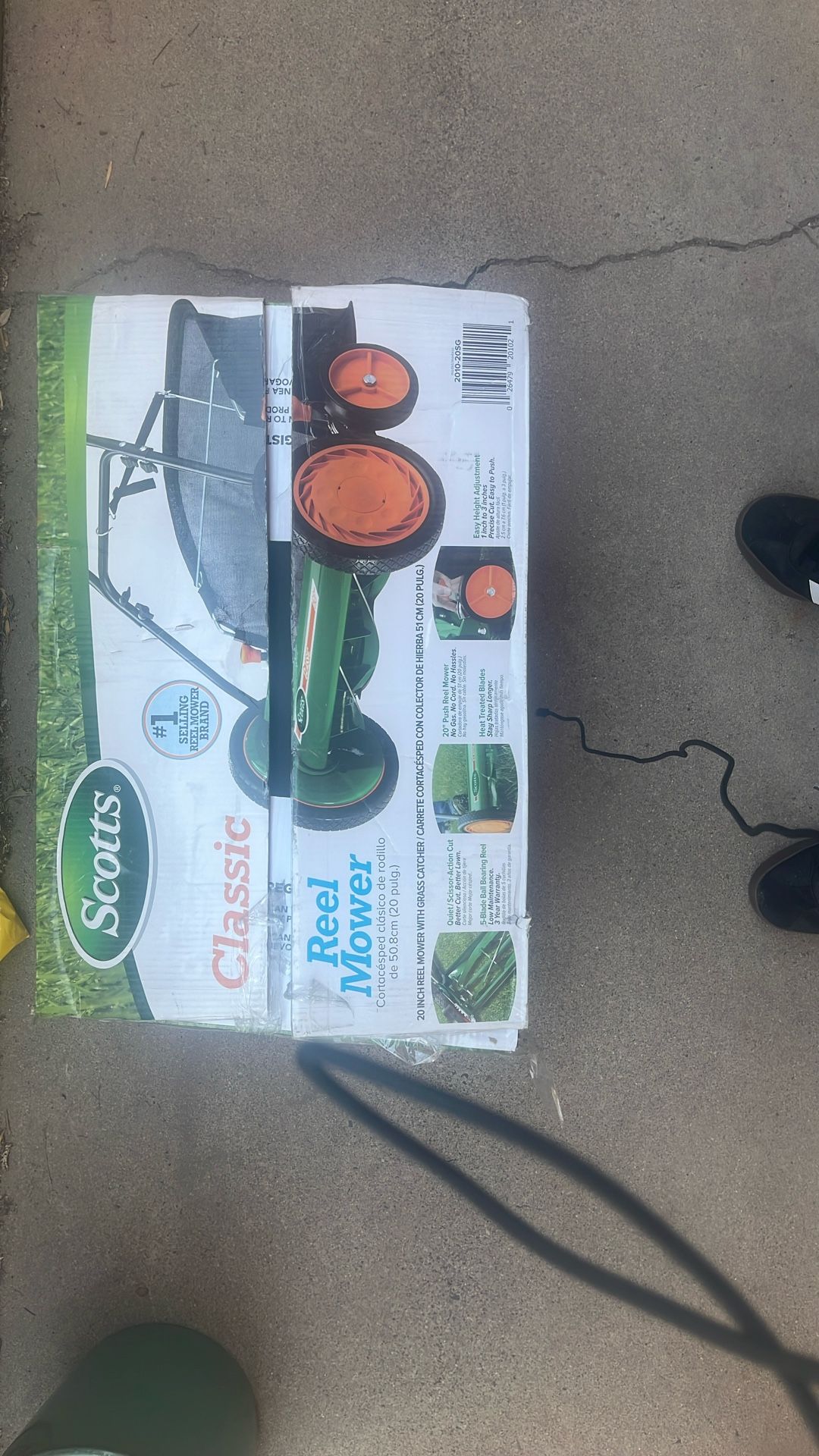 Scott’s Classic Reel Lawn Mower