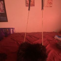Fluffy black with gold  Straps purse 🔟 $