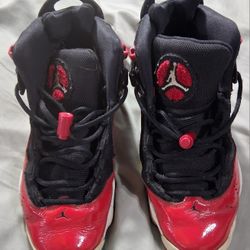 Nike Air Jordan "6 Rings" Size 6 1/2 Youth