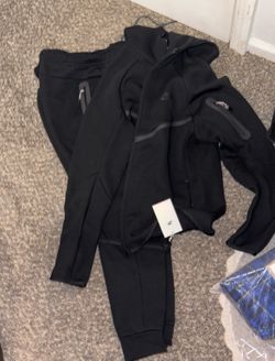 Nike tech set
