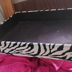 Zebra Tray