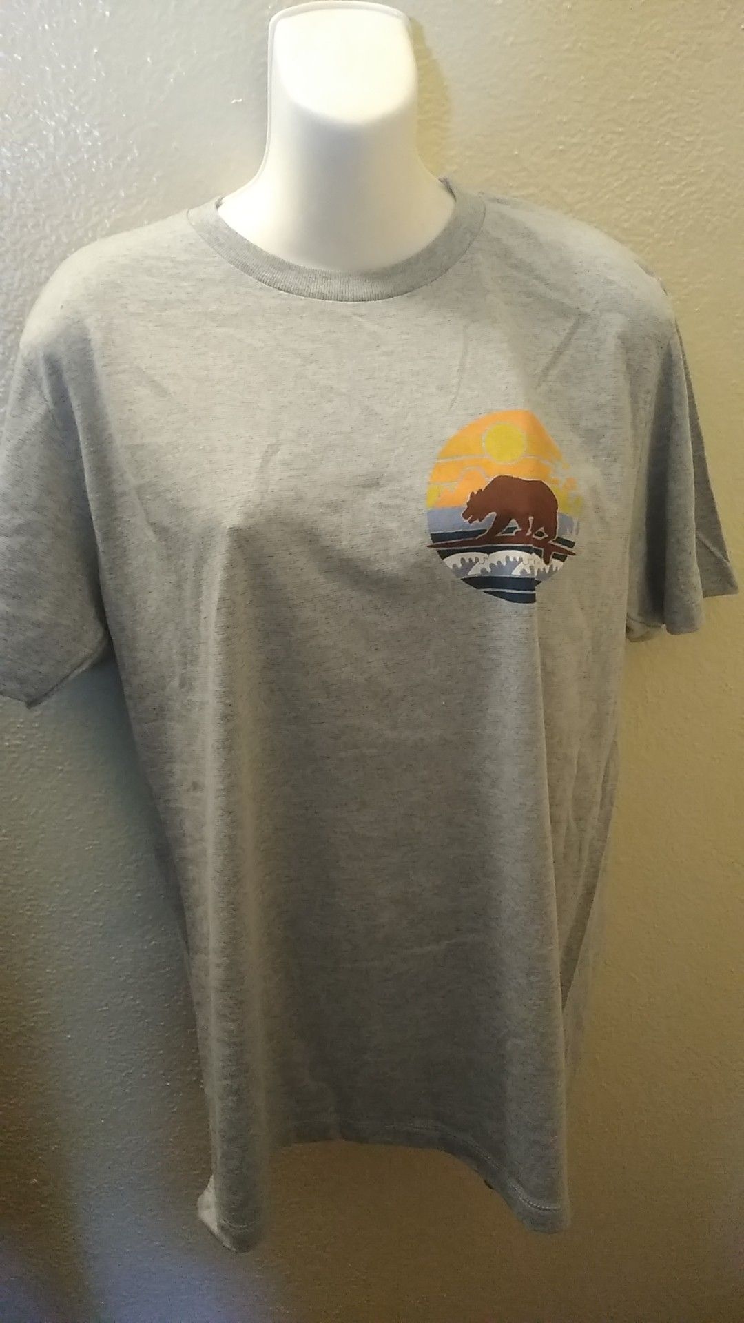 Men's New T-shirt Ocean Current Brand size Medium and Large available