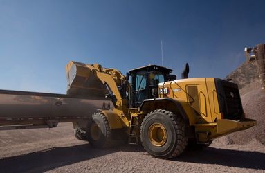 CAT TRACTOR