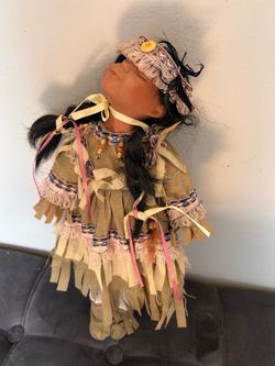 Vintage Native American Indian Porcelain Doll Goldenvale 1-2000