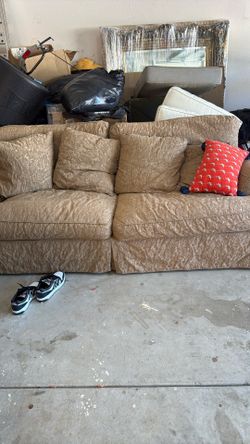 Free Sofa